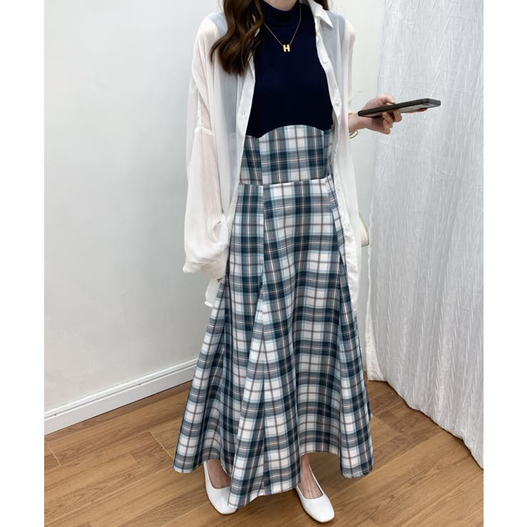 極美品✨MARNI ノースリーブワンピース フレア ひざ丈 総柄 チェック 白 極美品✨MARNI ノースリーブワンピース フレア ひざ丈 総柄 チェック