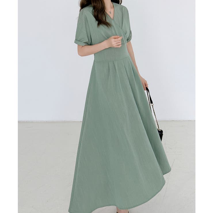 極美品❤️プランテーション　麻混　カシュクールワンピース　フレア　黒ゆったり ぼかしフラワーレディーカシュクールワンピース[品番