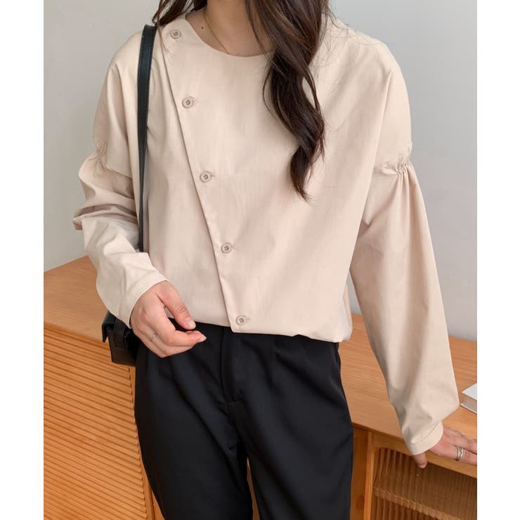アシンメトリーデザインノーカラーシャツブラウス[品番：ABIW0010011