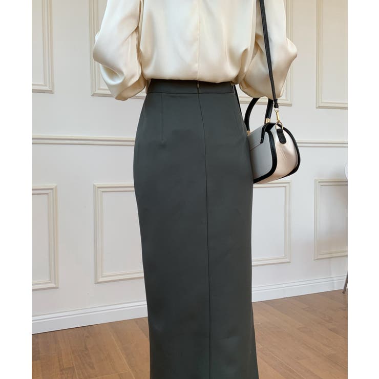 【着用1回】アドーア　2023 SS クリアポンチロングスカート ネイビー Oggiコラボ 2Wayストレッチツイル ロングタイトスカート 紺