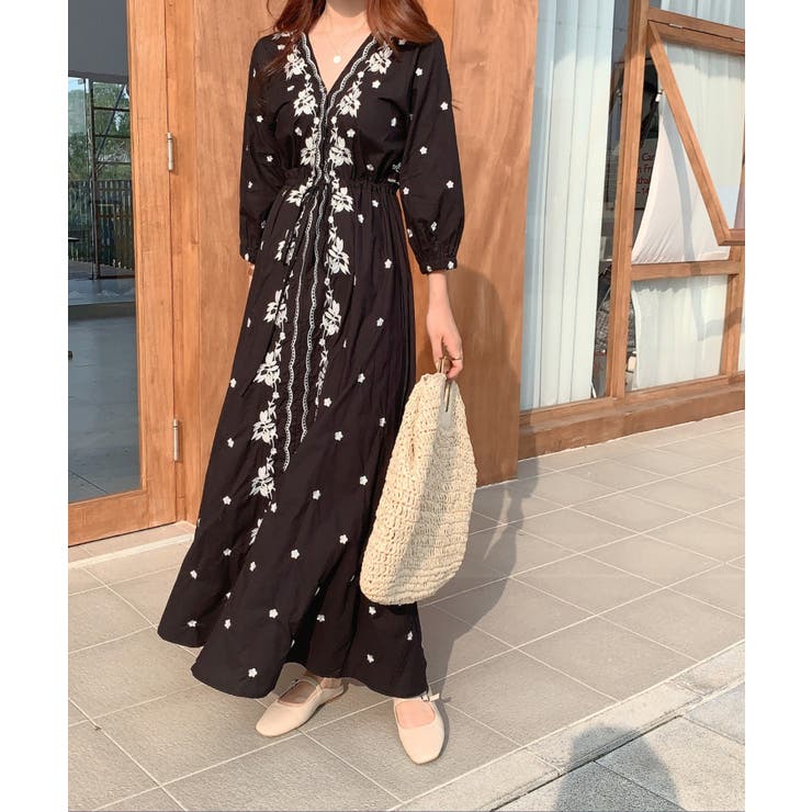 Vネック刺繍ロングワンピース 品番 Abiw Abitokyo アビトーキョー のレディースファッション通販 Shoplist ショップリスト