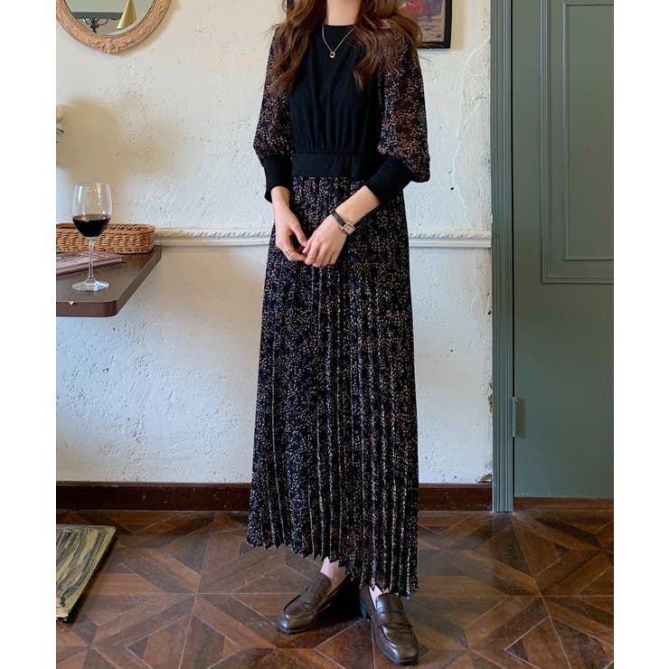 フロントリブカットソードッキング 小花柄プリーツロングワンピース 品番 Abiw Abitokyo アビトーキョー のレディースファッション通販 Shoplist ショップリスト