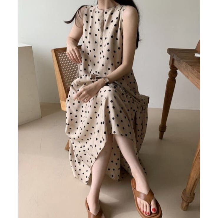 キーネックマキシ丈ドット柄ティアードロングワンピース 品番 Abiw Abitokyo アビトーキョー のレディースファッション通販 Shoplist ショップリスト キーネックマキシ丈ドット柄ティアードロングワンピース 品番 Abiw Abitokyo アビトーキョー のレディースファッション通販 Shoplist ショップリスト