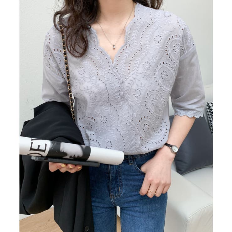 カシュクールカットワーク刺繍ブラウス[品番：ABIW0009583