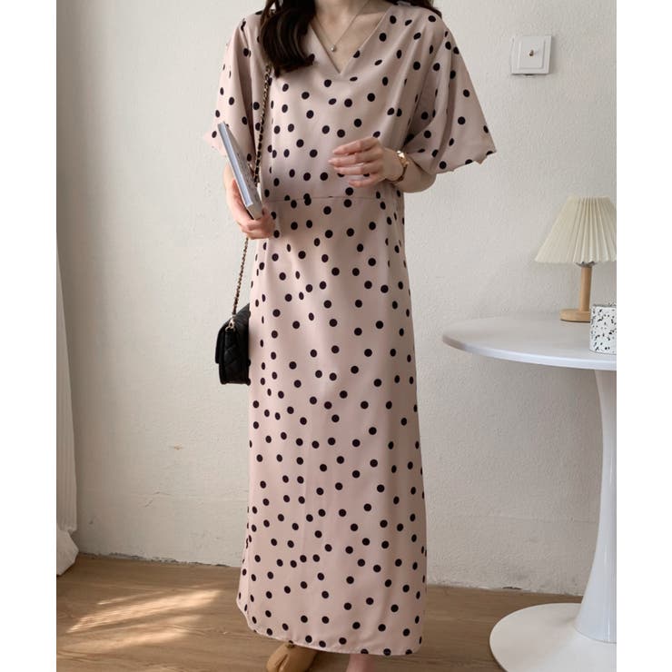 バックスリットボリュウーム袖ドット柄ワンピース[品番