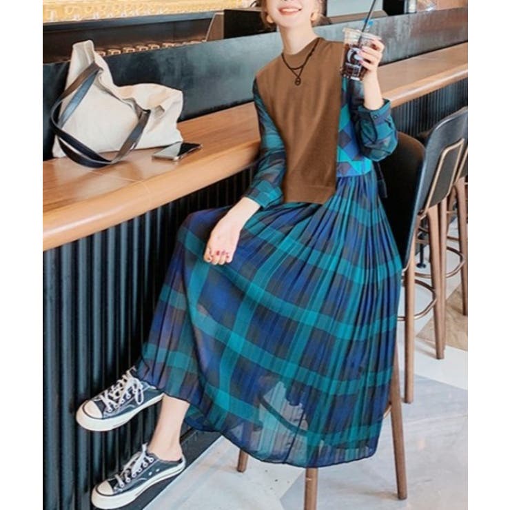 レイヤード風スウェットベストドッキングチェックワンピース