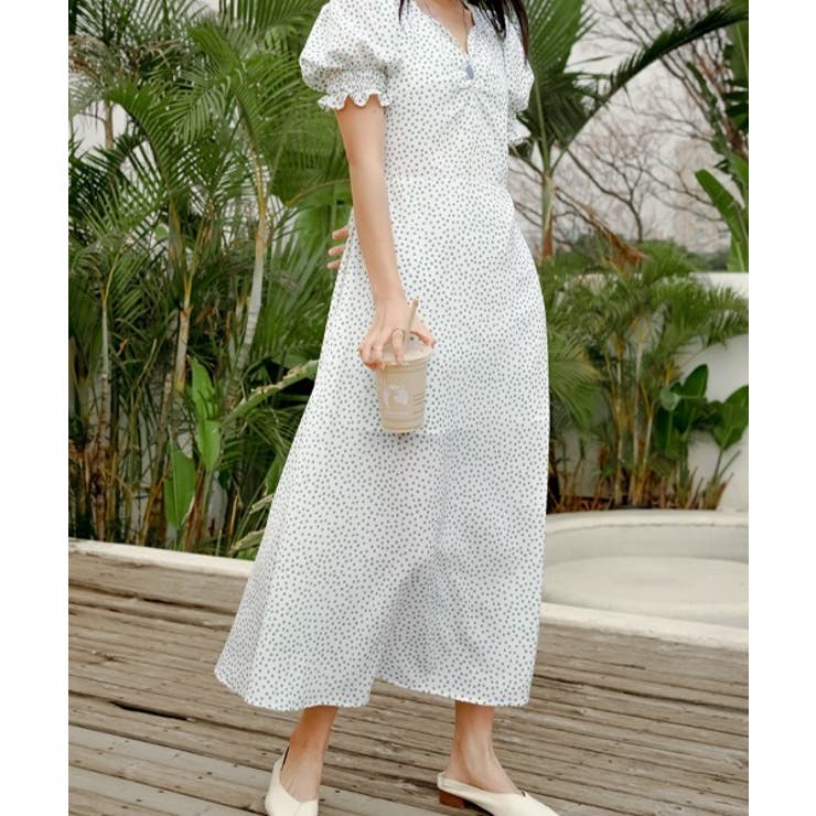 トリーバーチパフスリーブ 花柄ワンピースoo94 レディース 花柄シアーパフスリーブシャーリングウエスト切替