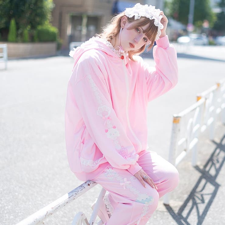 他の人はこちらも検索 ホイップネコ 長袖[品番：ACDW0002957]｜ACDCRAG ZIPパーカー 150（145～154cm）