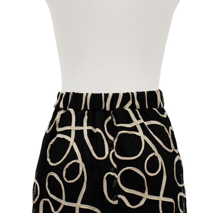 コード刺繍メッシュストレートスカート | A.NATALY | 詳細画像13 