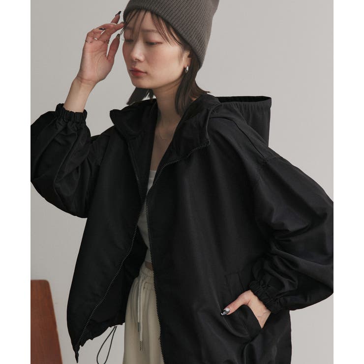 ☆TATRASブラック バルーンスリーブ ジャケット バルーンスリーブ マウンテンパーカー[品番：ADEW0003790]｜ad thie