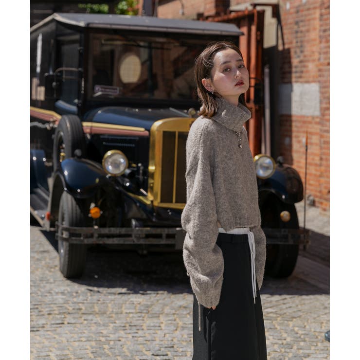 ハイネック・袖ドロスト ブークレショート丈ニット | ad thie | 詳細画像13 