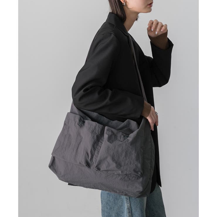 ポケット付き ショルダーバッグ | ad thie | 詳細画像29 