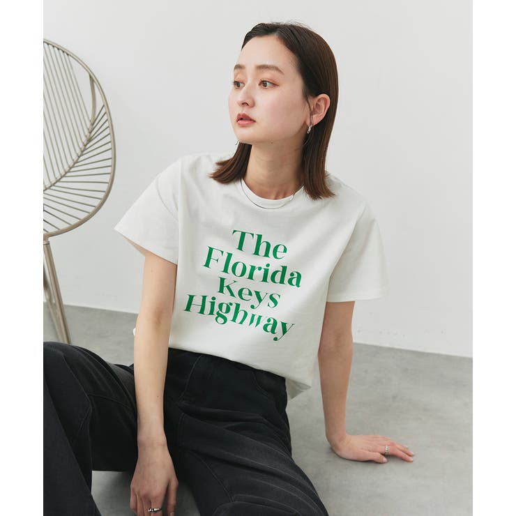 オフホワイト×グリーン | ベーシックロゴプリントTシャツ | ad thie
