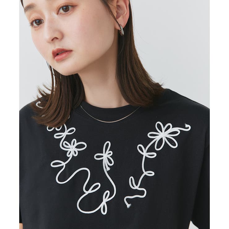 フラワーモチーフコード刺繍Tシャツ | ad thie | 詳細画像22 