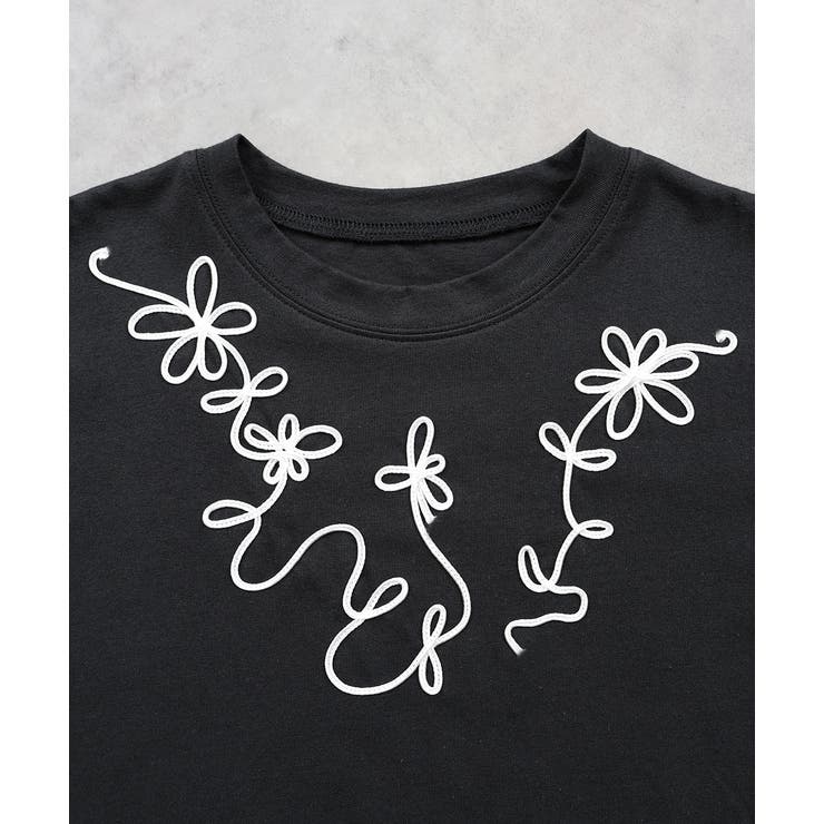 フラワーモチーフコード刺繍Tシャツ | ad thie | 詳細画像28 
