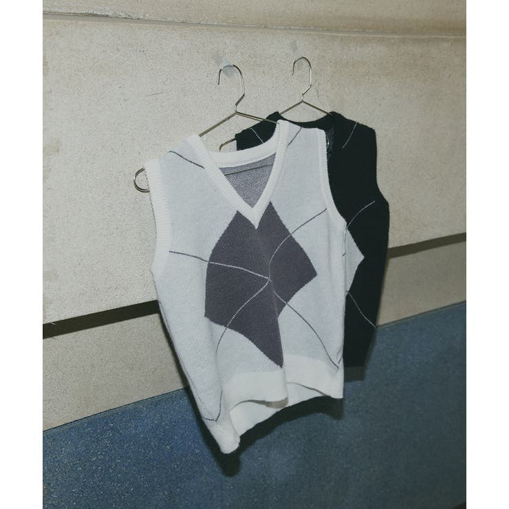 オフホワイト | アーガイルニットベスト | ad thie