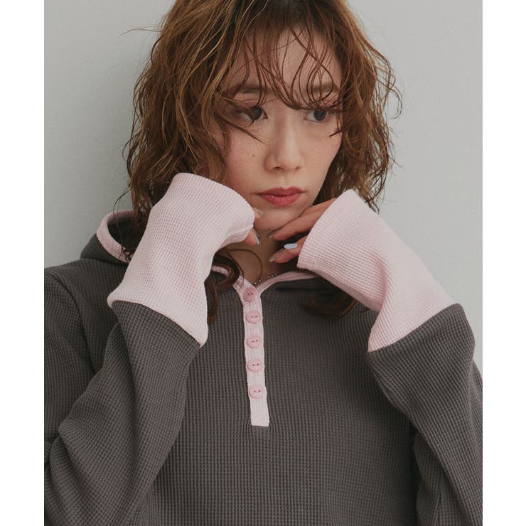 チャコール×ピンク | 【2026SS新作】バイカラーワッフルパーカー | ad thie