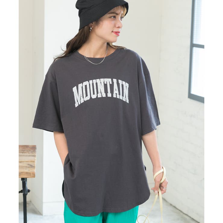 チャコール | ラウンドサイドスリット グランジロゴTシャツ | ad thie