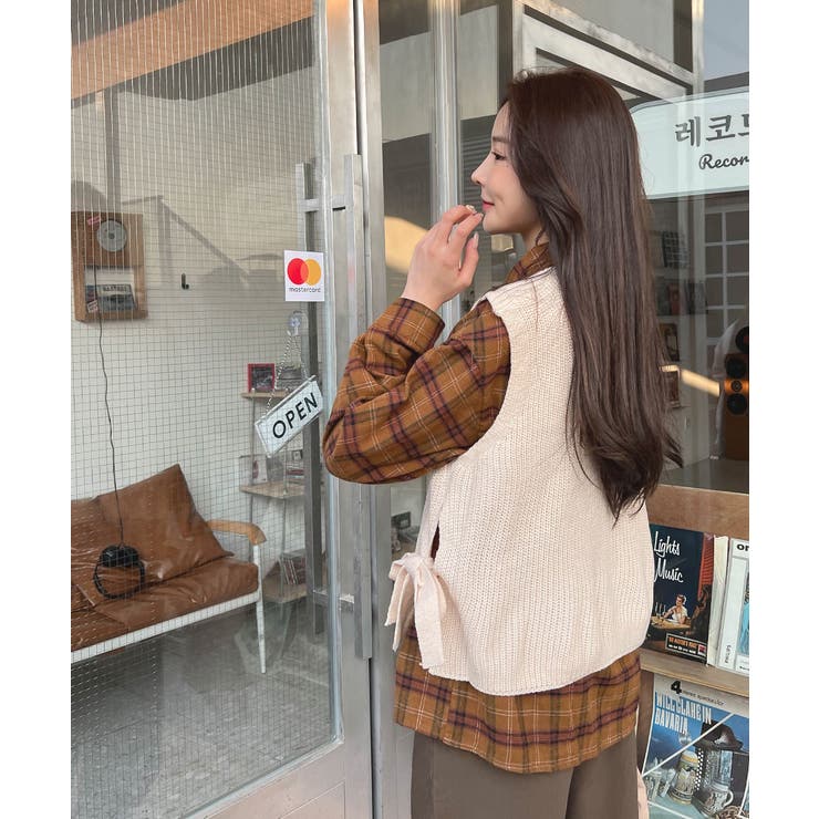 サイドリボンニットベスト [品番：ADEW0000892]｜ad thie（アドティエ