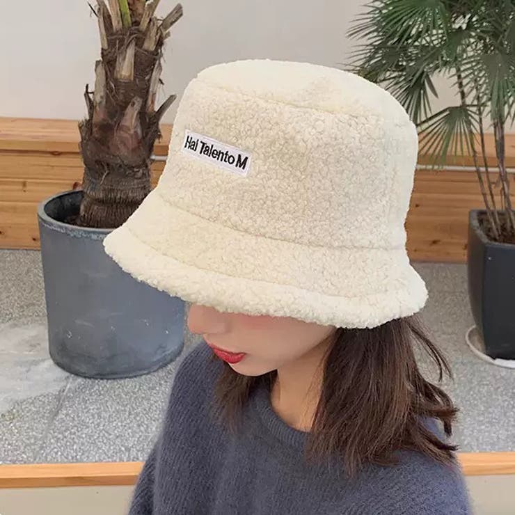 アイボリー | レタリングロゴ ボアバケットハット | ad thie