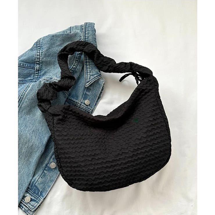 ブラック | シャーリングストラップエンボスバッグ | ad thie