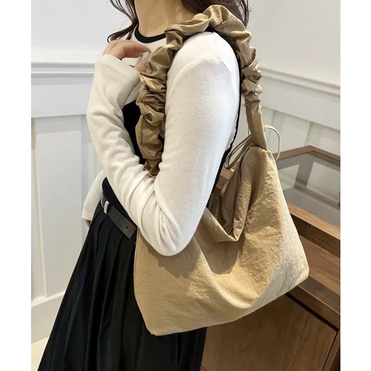 ギャザーストラップショルダーバッグ | ad thie | 詳細画像3 