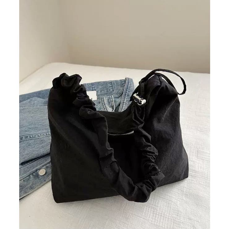 ブラック | ギャザーストラップショルダーバッグ | ad thie