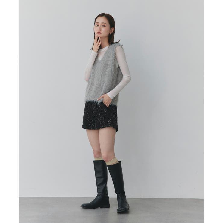 【美品】ゴールデングース　スパンコール　レディース　ショートパンツ 2025SS新作】スパンコールフラワーショートパンツ[品番