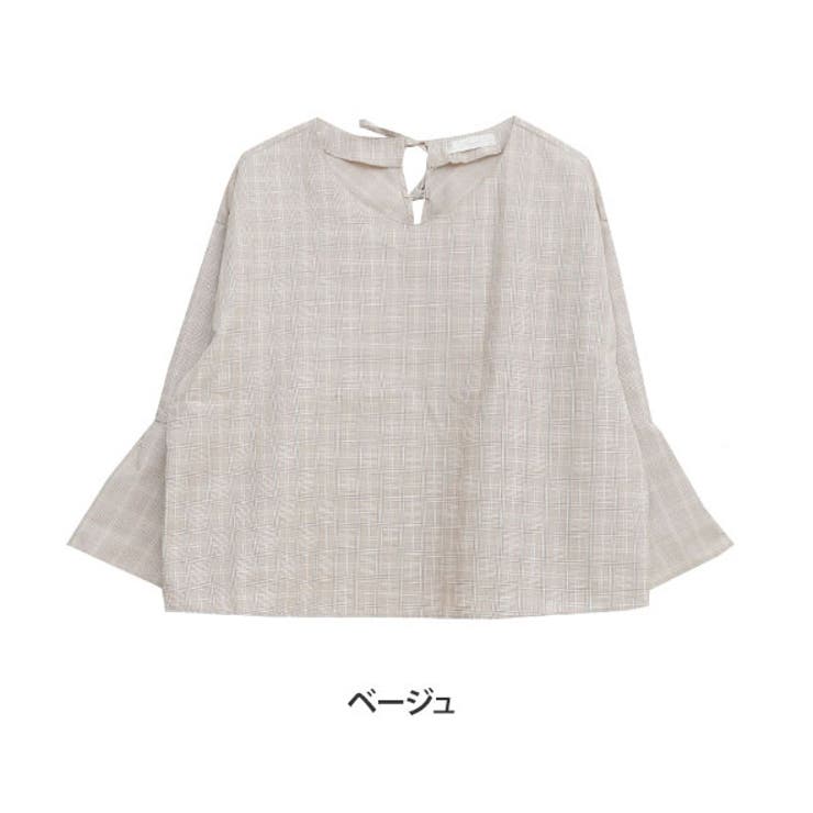 ベージュ