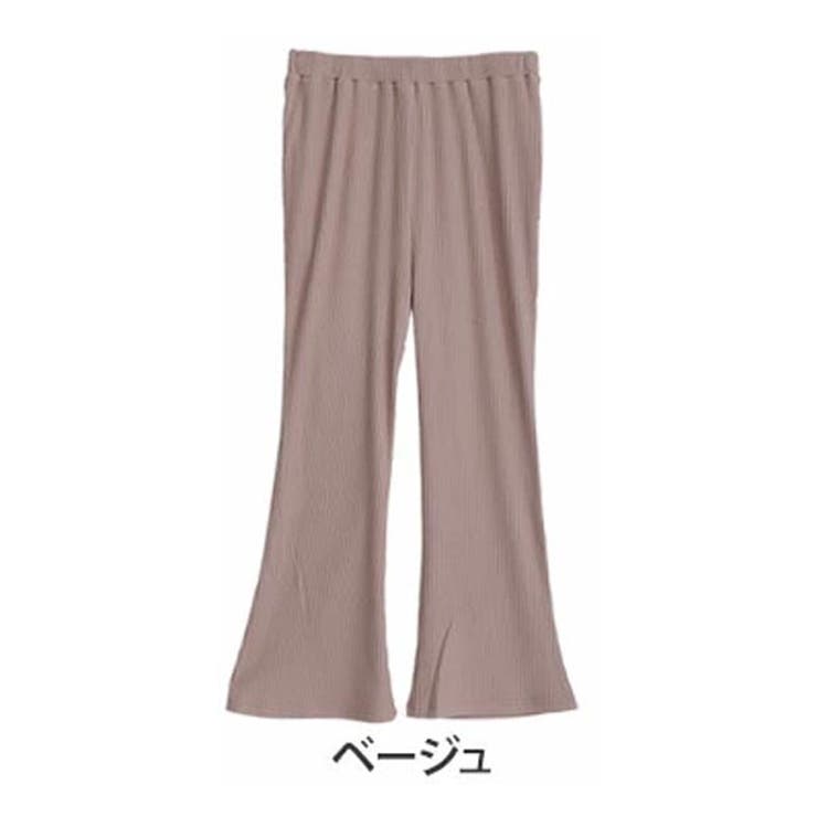 ベージュ