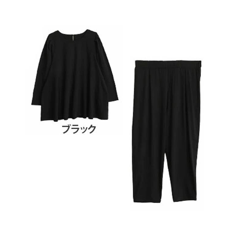 ブラック