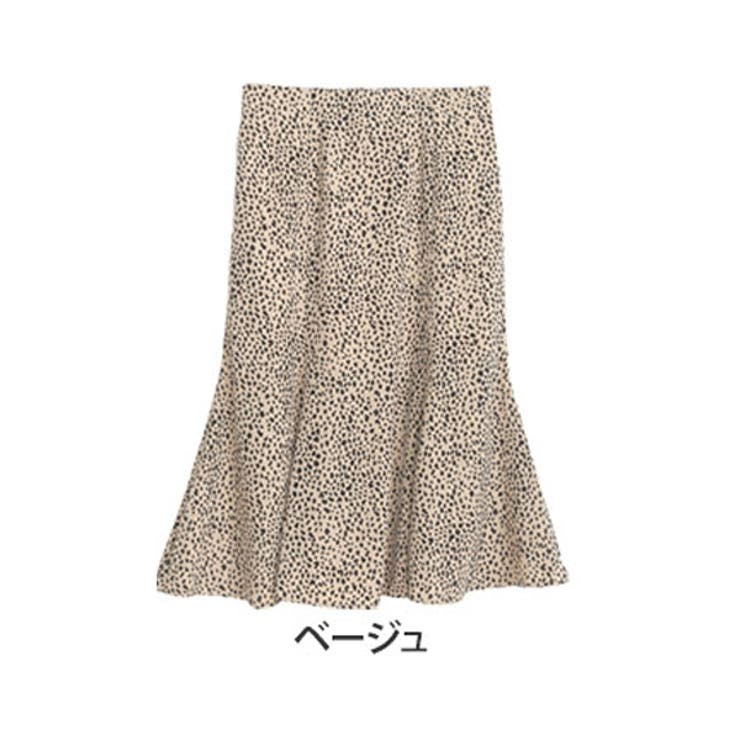 ベージュ