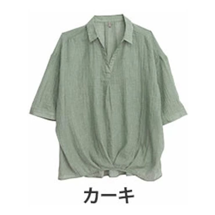 カーキ