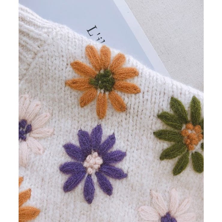 ベージュ】新作 花刺繍ニットセーター 韓国ファッション[品番