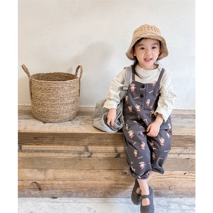 ダークグレー | aimoha-KIDS- 可愛い総柄プリントサロペット | aimoha kids