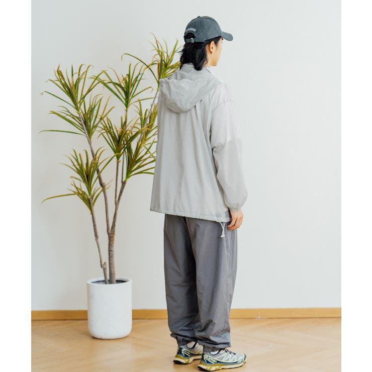 アウトドアにもおすすめ 軽量UVカットメッシュポケットハーフジップ