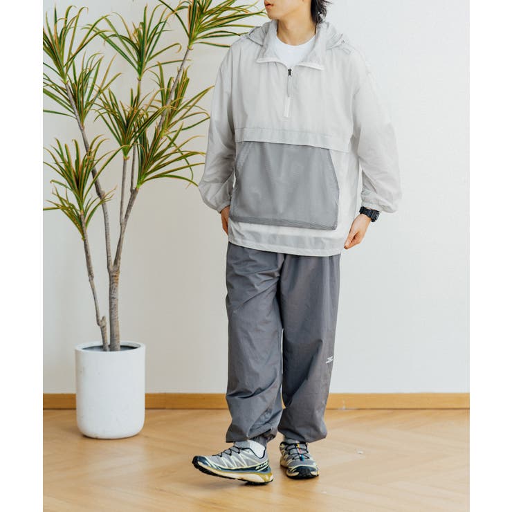アウトドアにもおすすめ 軽量UVカットメッシュポケットハーフジップ