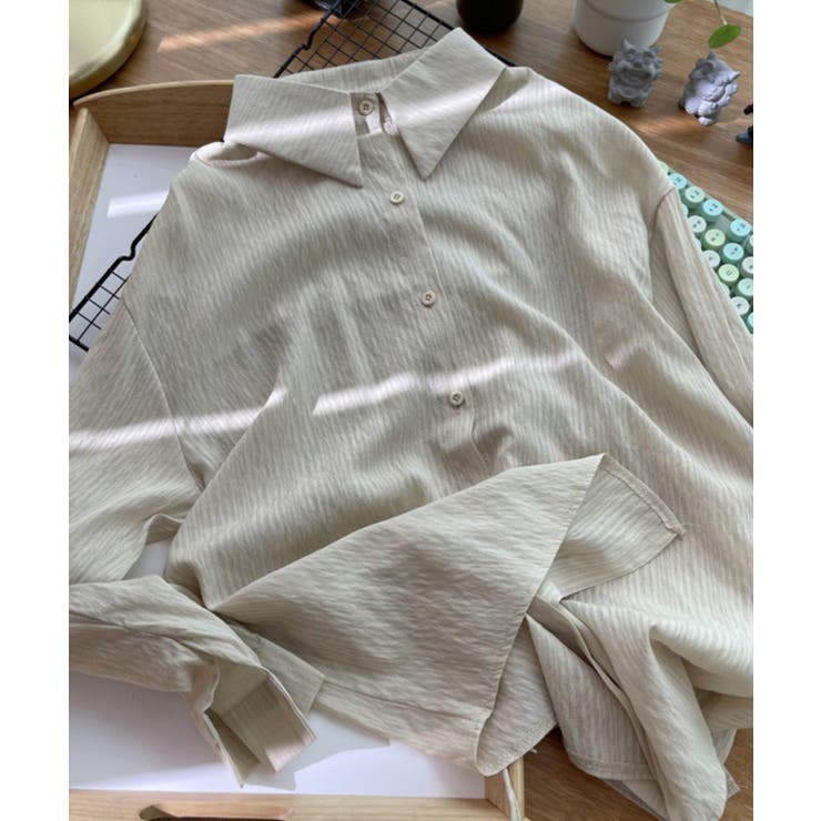 ベージュ | シアー バックスリットシャツ 韓国ファッション | aimoha 