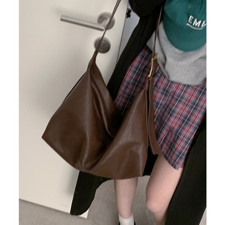 PUレザー大きめショルダーバッグ | aimoha  | 詳細画像8 