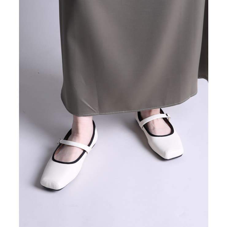 オフホワイト | 【shoes365】スクエアトゥのバックル付きパンプス | aimoha 