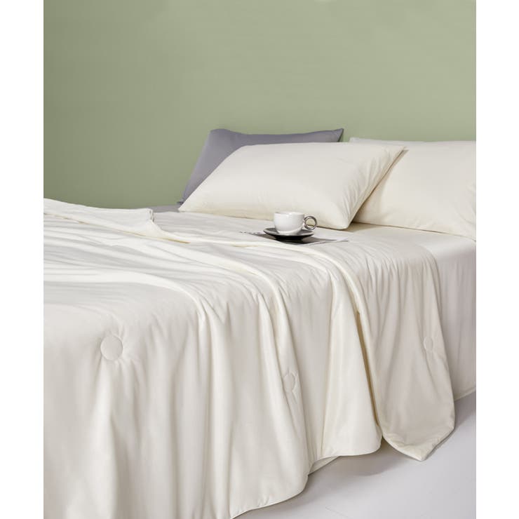 オフホワイト | 冷感シルクブランケット 大きさ200×180 | aimoha 