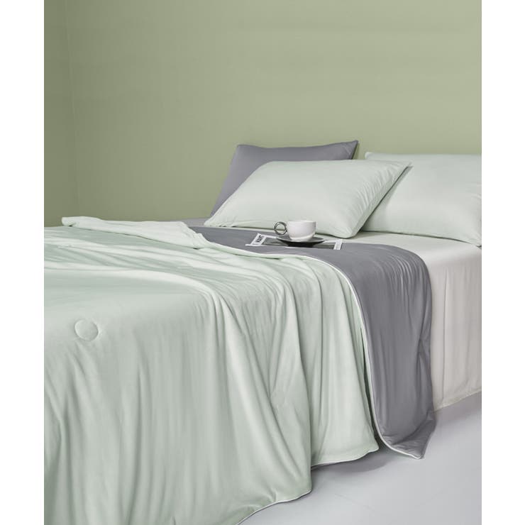 グリーン | 冷感シルクブランケット 大きさ200×180 | aimoha 