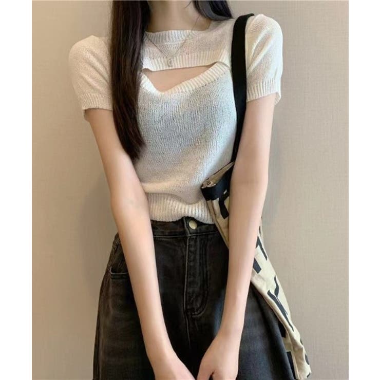 Jasmine」胸あきデザイン半袖トップス Jasmine[品番