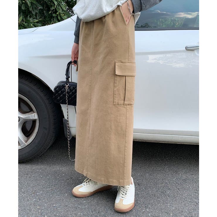 ベージュ