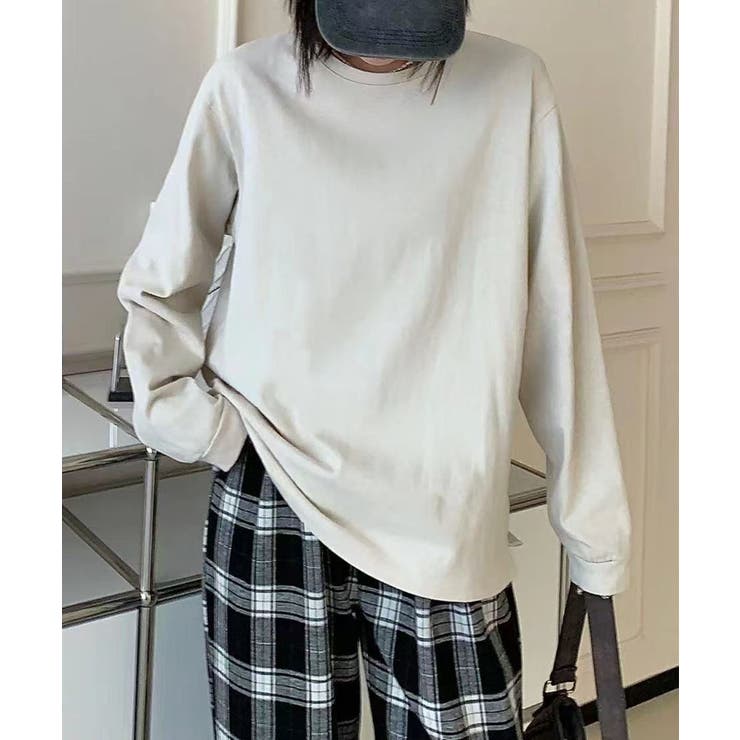 ライトベージュ
