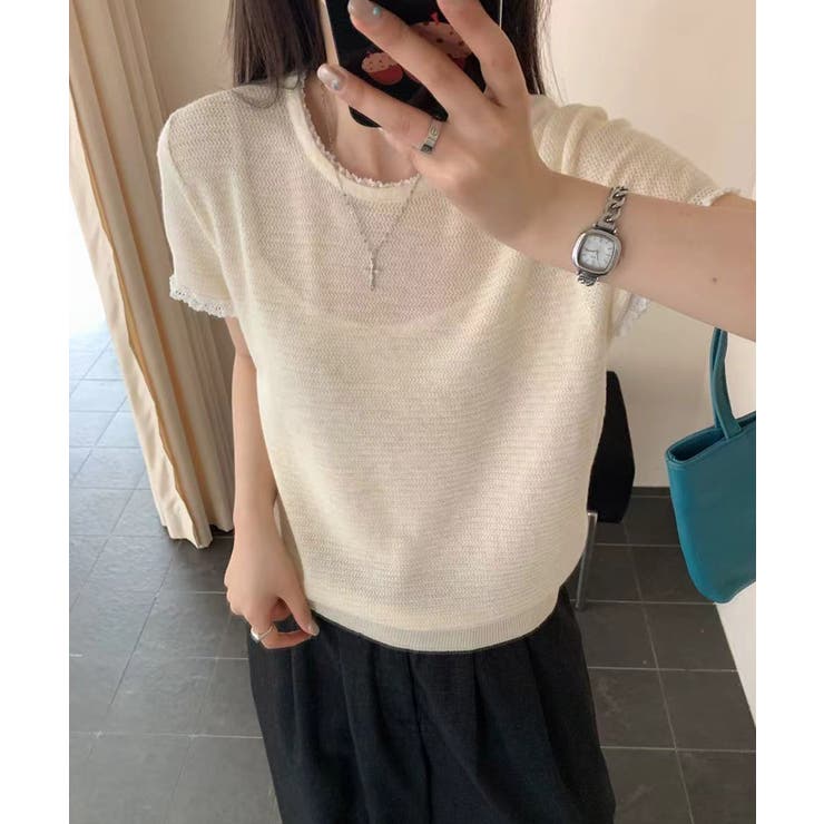 ライトベージュ