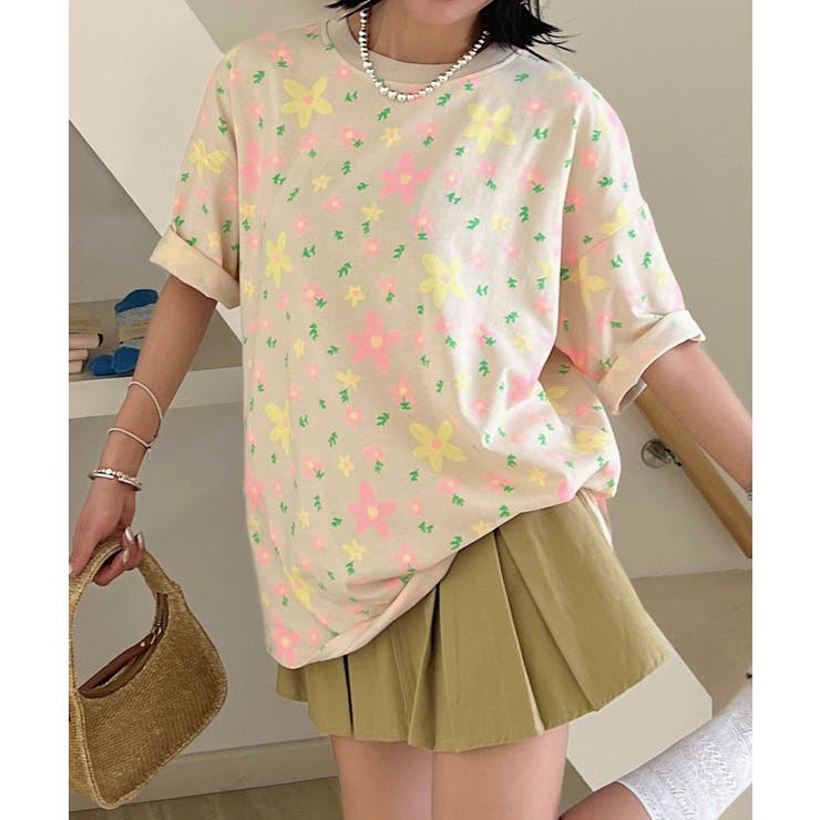 tシャツ Tシャツウィズフックアンドアイディテール / T-Shirt with Hook and Eye Detail レディース HOOK】for girls カラフルポップアートTシャツ[品番