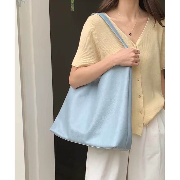 ブルー