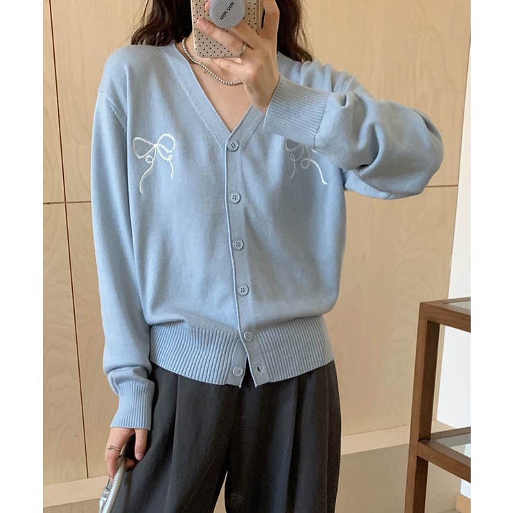 ブルー