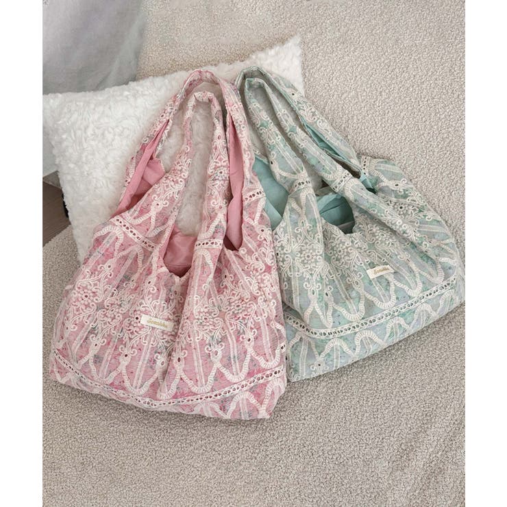 日本製株式会社ドロシー人形、花、バッグ刺繍レース使いコート CSK542404 刺繍キット yulaのこころ躍る草花刺繍 巾着「可憐な